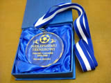 medal szklany w etui